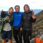 climbing mount agung trekking